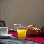 Olive مْليني