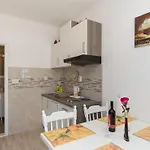 Appartamento Olive Mlini